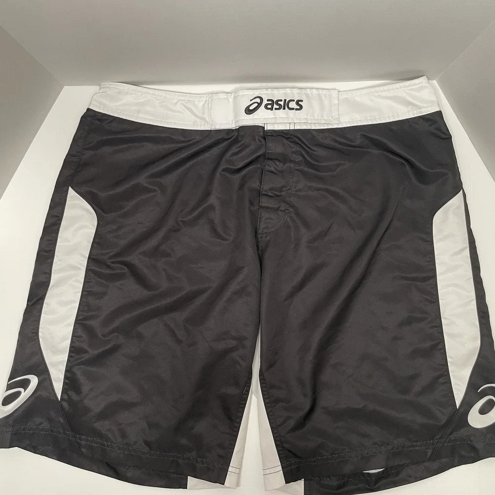 Asics Razor Shorts Mens 36 Running MMA Boxing Lightweight Black White Elastic